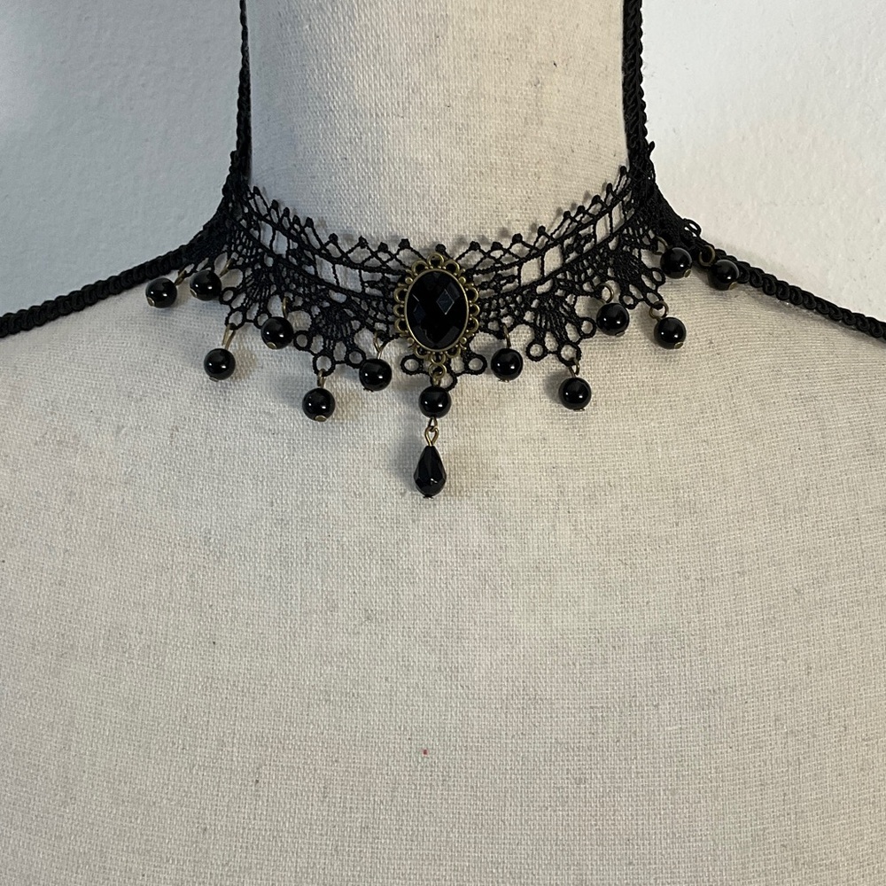 Elegant Black Lace Choker Necklace